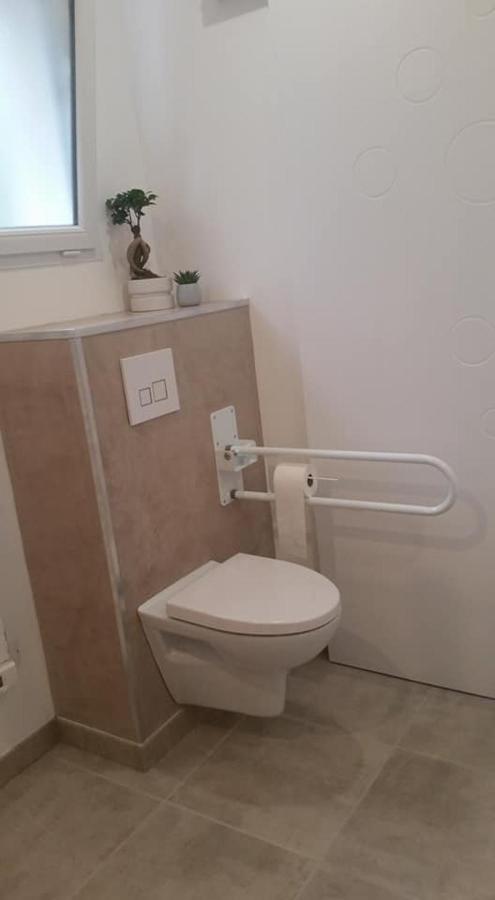 Les Chambres De Toucas Sollies-Toucas Ngoại thất bức ảnh